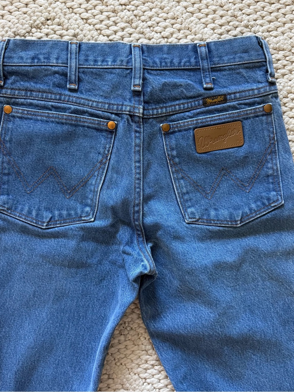 Wrangler Women's Straight Leg Jeans in Deep Blue Denim